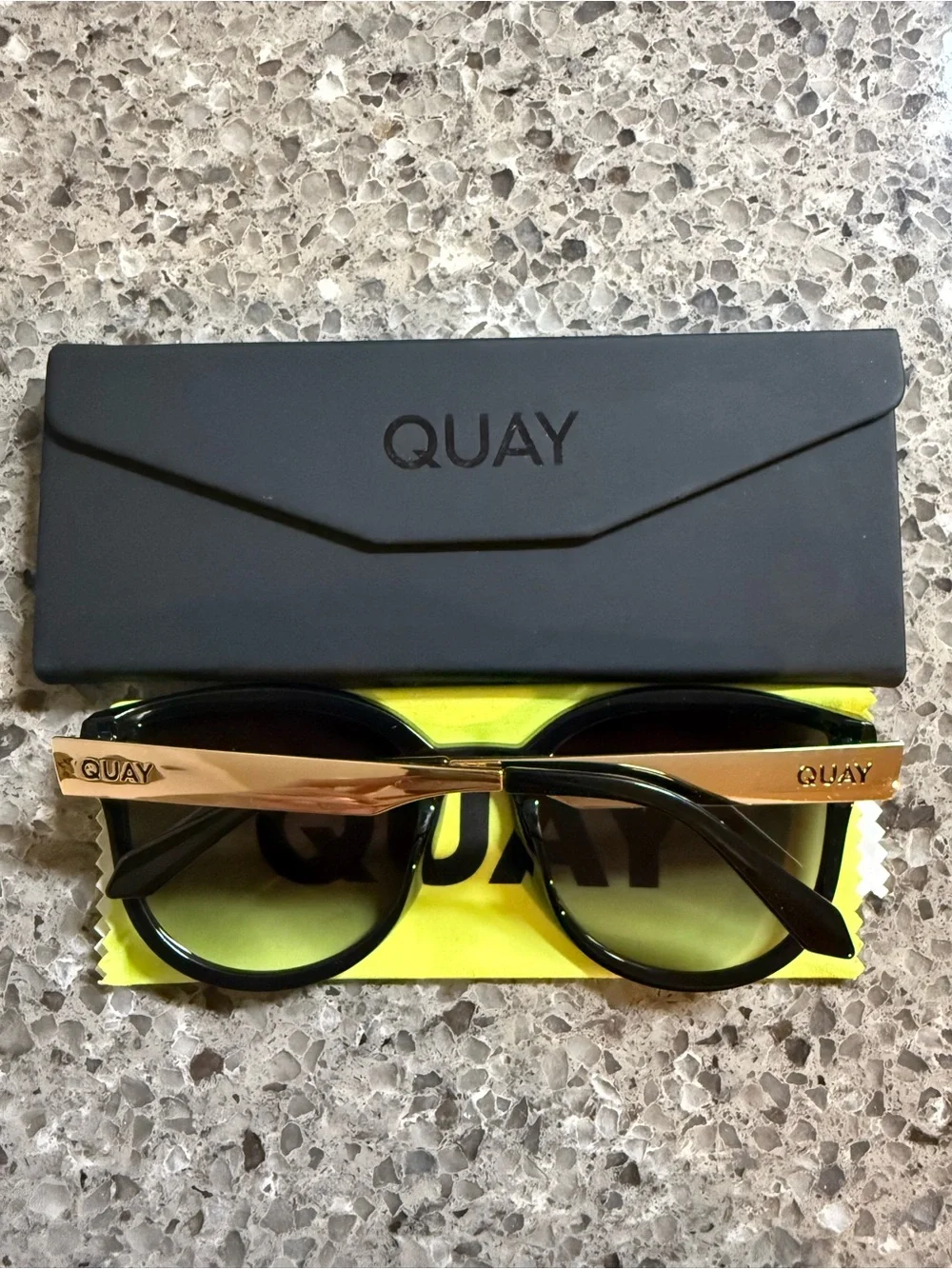 Quay Australia new without